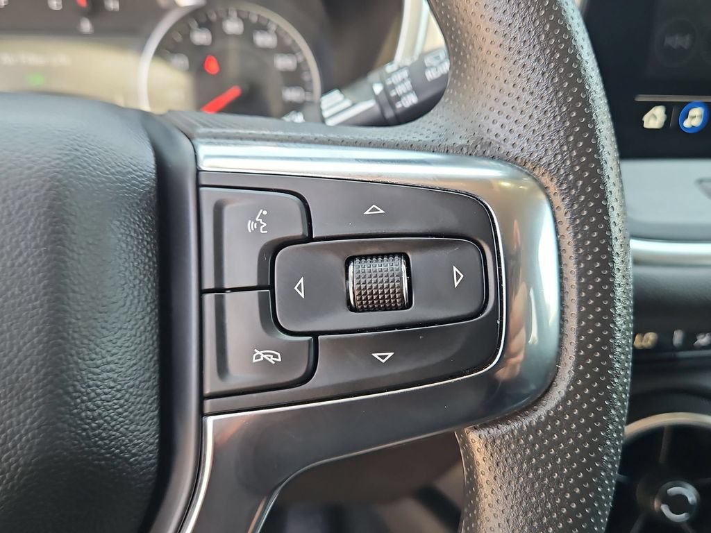 Used 2025 Chevrolet Blazer LT AWD/4WD image 22