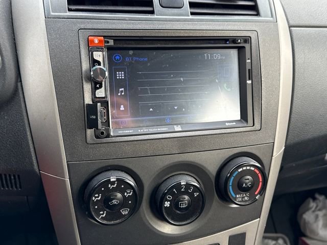 Used 2010 Toyota Corolla S image 15