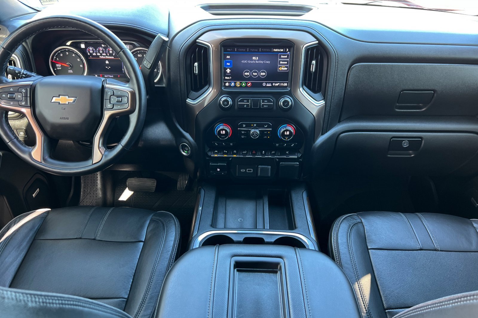 Used 2020 Chevrolet Silverado 1500 High Country w/ Technology Package image 14