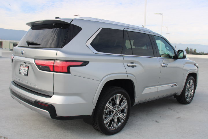 Certified 2024 Toyota Sequoia Capstone AWD/4WD image 3