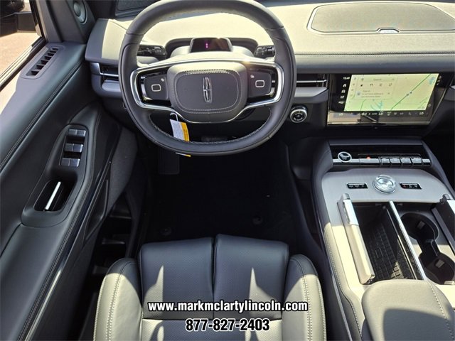 New 2026 Lincoln Navigator L Reserve w/ Jet Appearance Package image 10