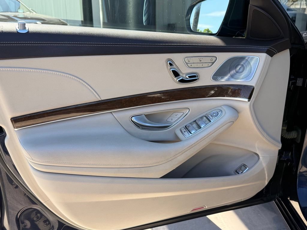 Used 2015 Mercedes-Benz S 550 Sedan image 20