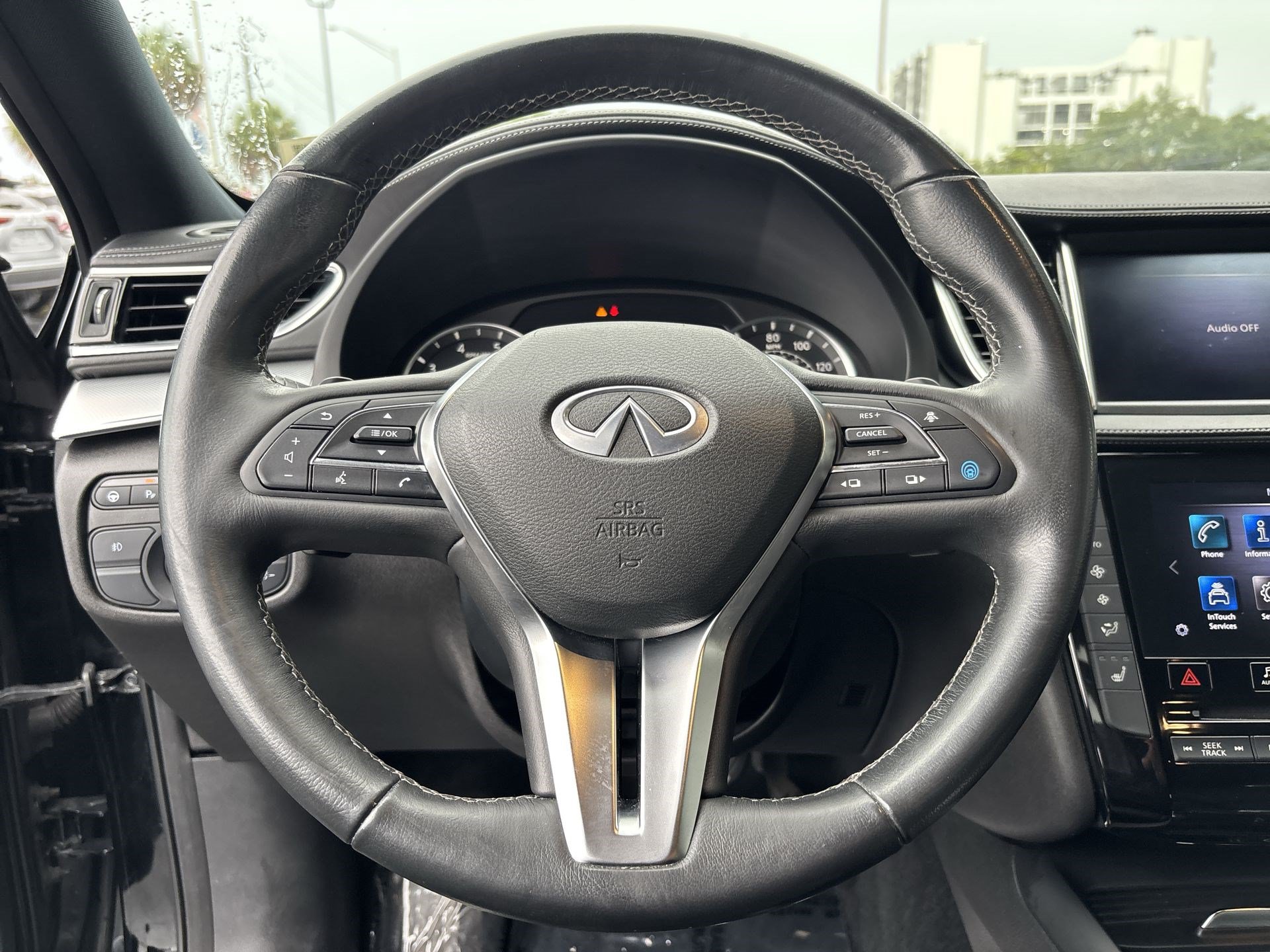 Used 2021 INFINITI QX50 Luxe w/ Appearance Package AWD/4WD image 11