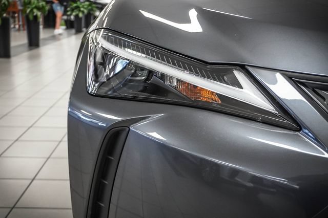 Certified 2025 Lexus UX 300h FWD w/ Accessory Package (Z2) image 27