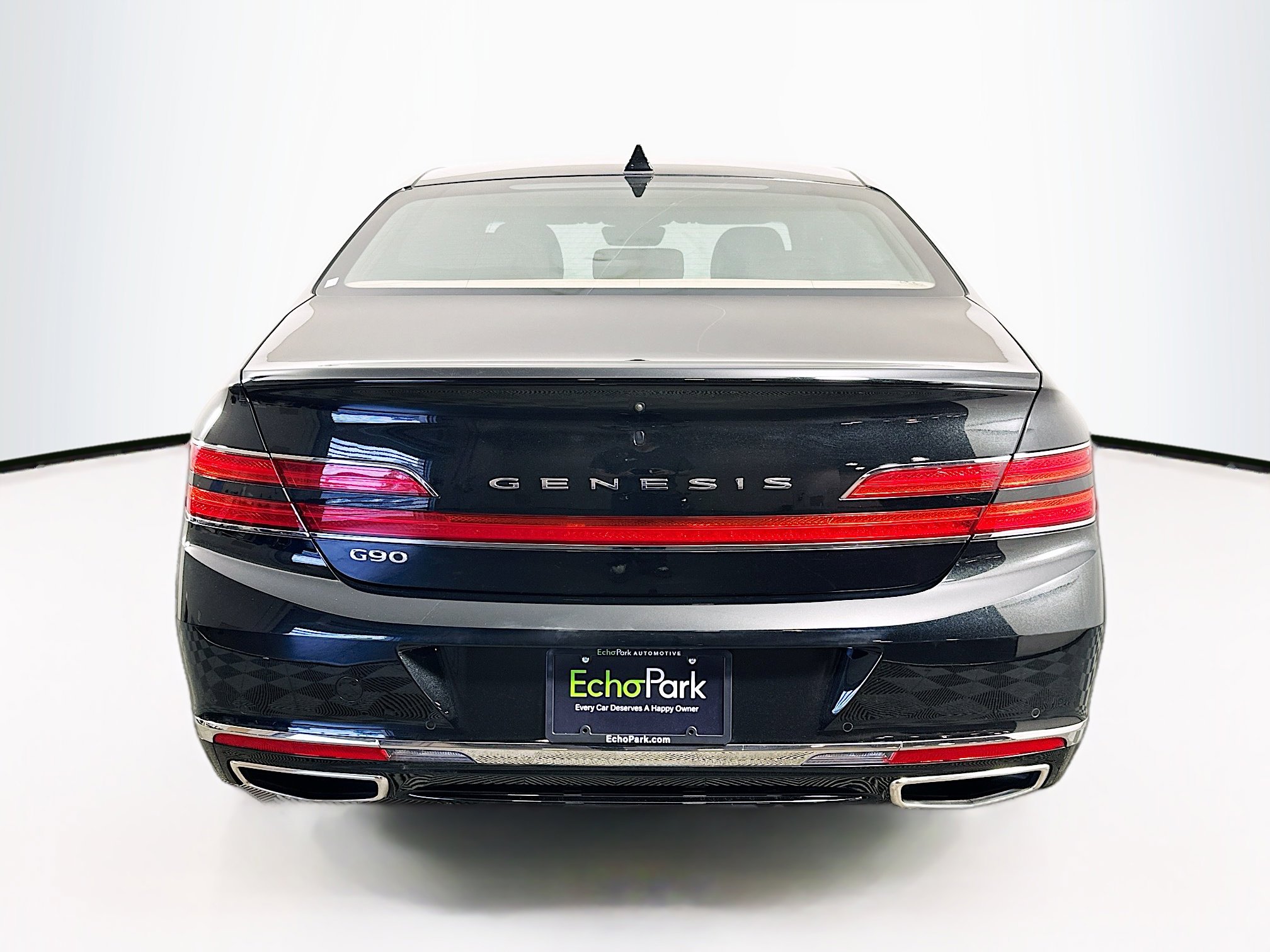 Used 2022 Genesis G90 3.3T Premium RWD image 7