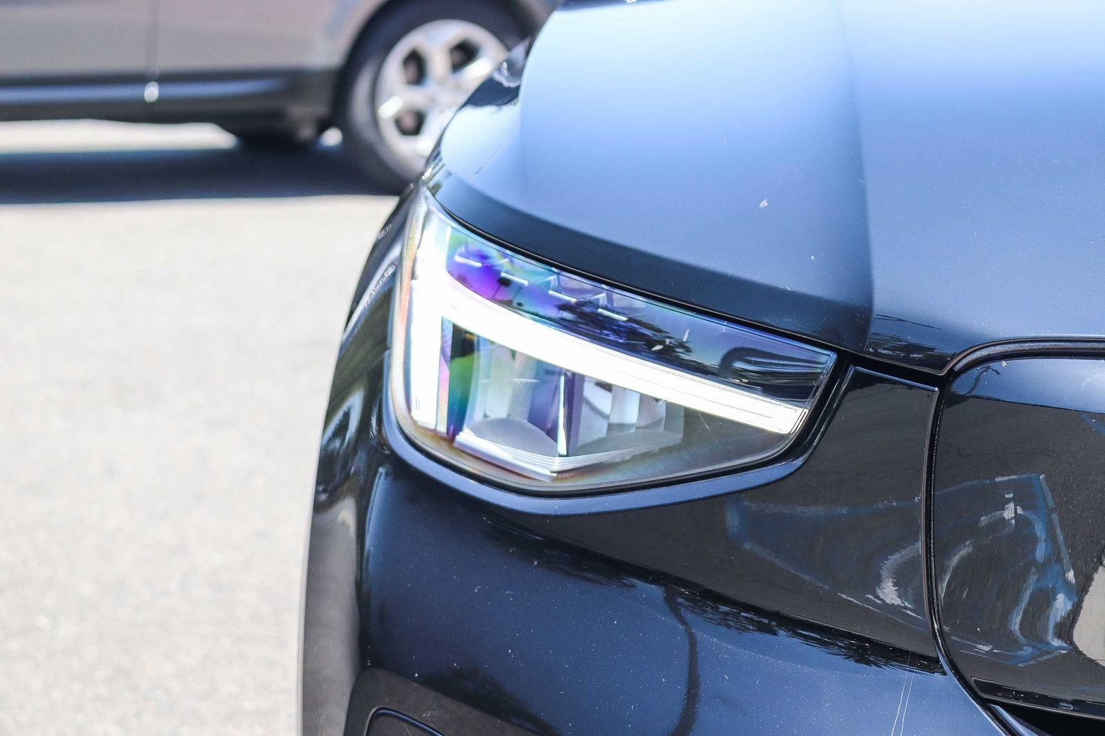 Used 2023 Volvo C40 P8 Recharge Plus w/ Protection Package Premier AWD/4WD image 11