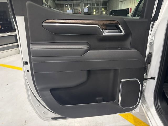 Used 2025 GMC Sierra 1500 Elevation image 29