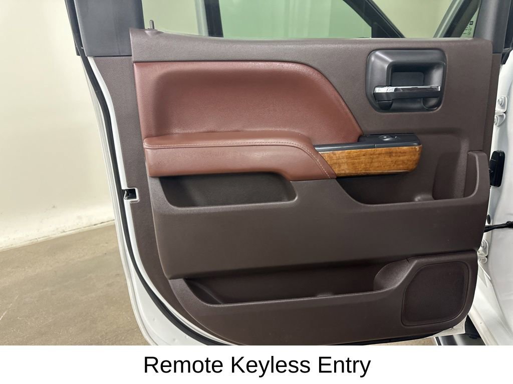 Used 2018 Chevrolet Silverado 1500 High Country AWD/4WD image 28