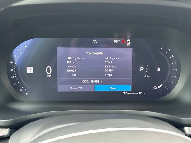 Certified 2025 Volvo V60 B5 Cross Country Plus AWD/4WD image 24