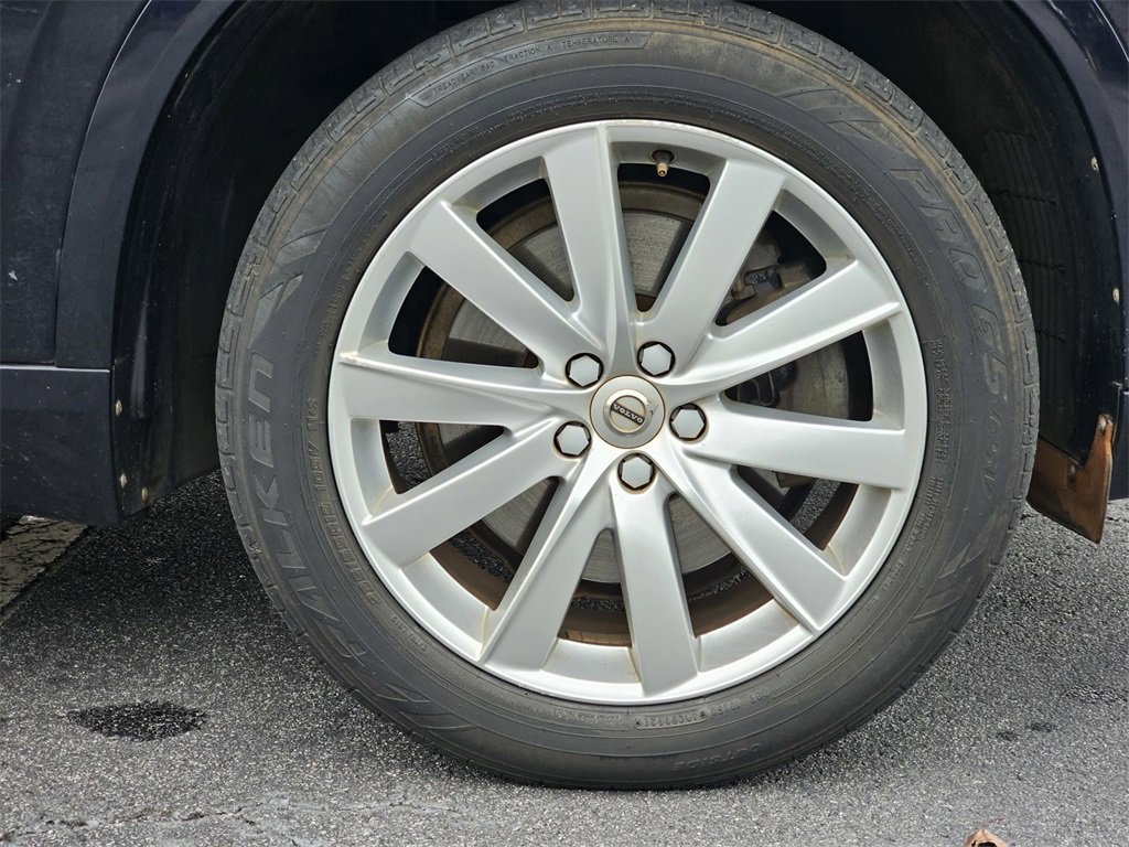 Used 2016 Volvo XC90 T6 Momentum w/ Momentum Plus Package image 13