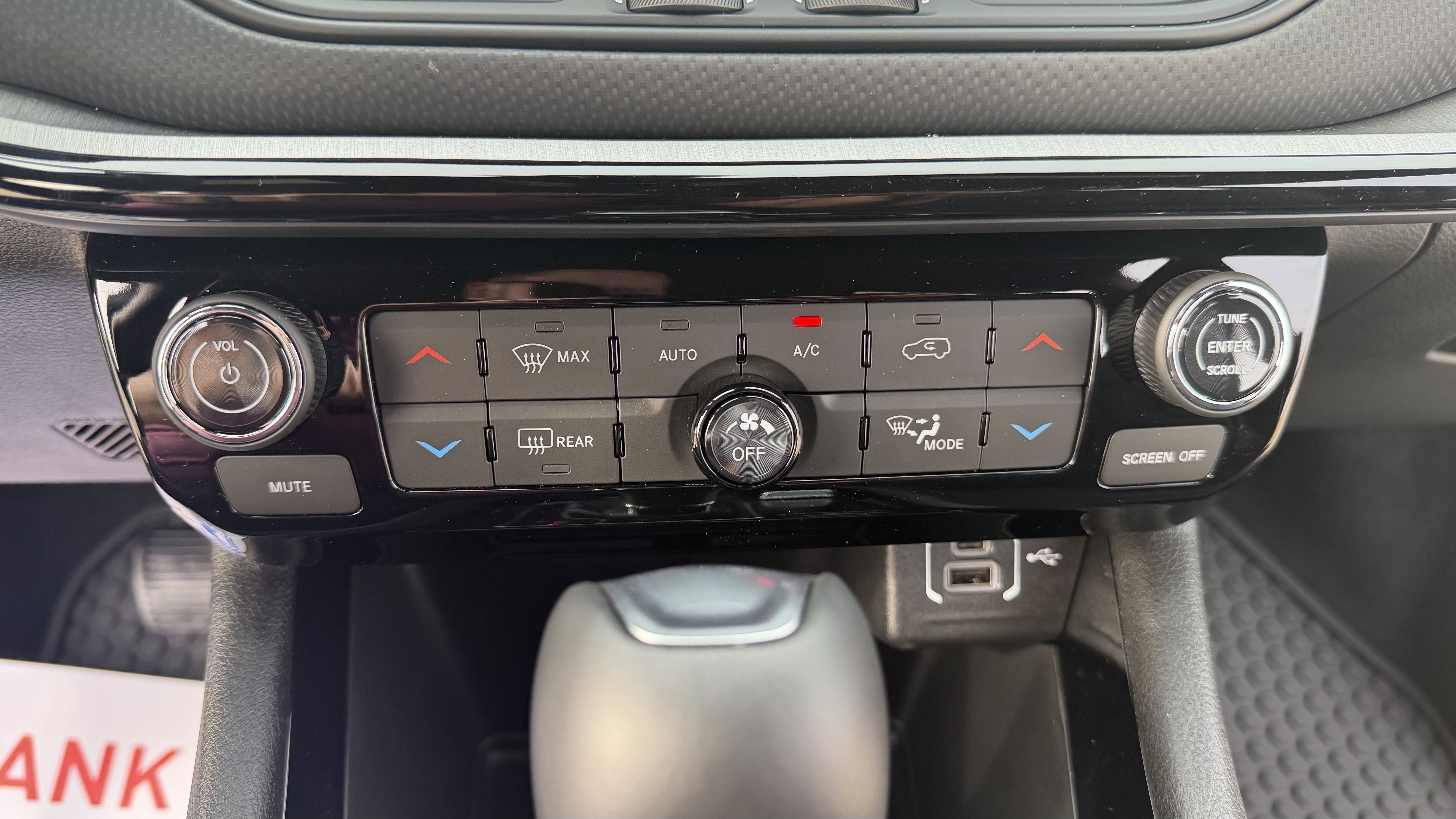 New 2026 Jeep Compass Trailhawk w/ Trailer Tow Group image 25