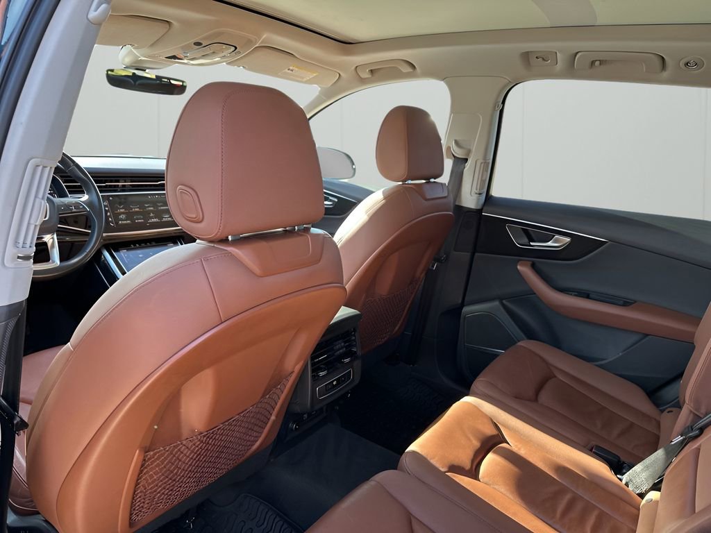 Used 2021 Audi Q7 2.0T Premium Plus w/ Premium Plus Package image 16