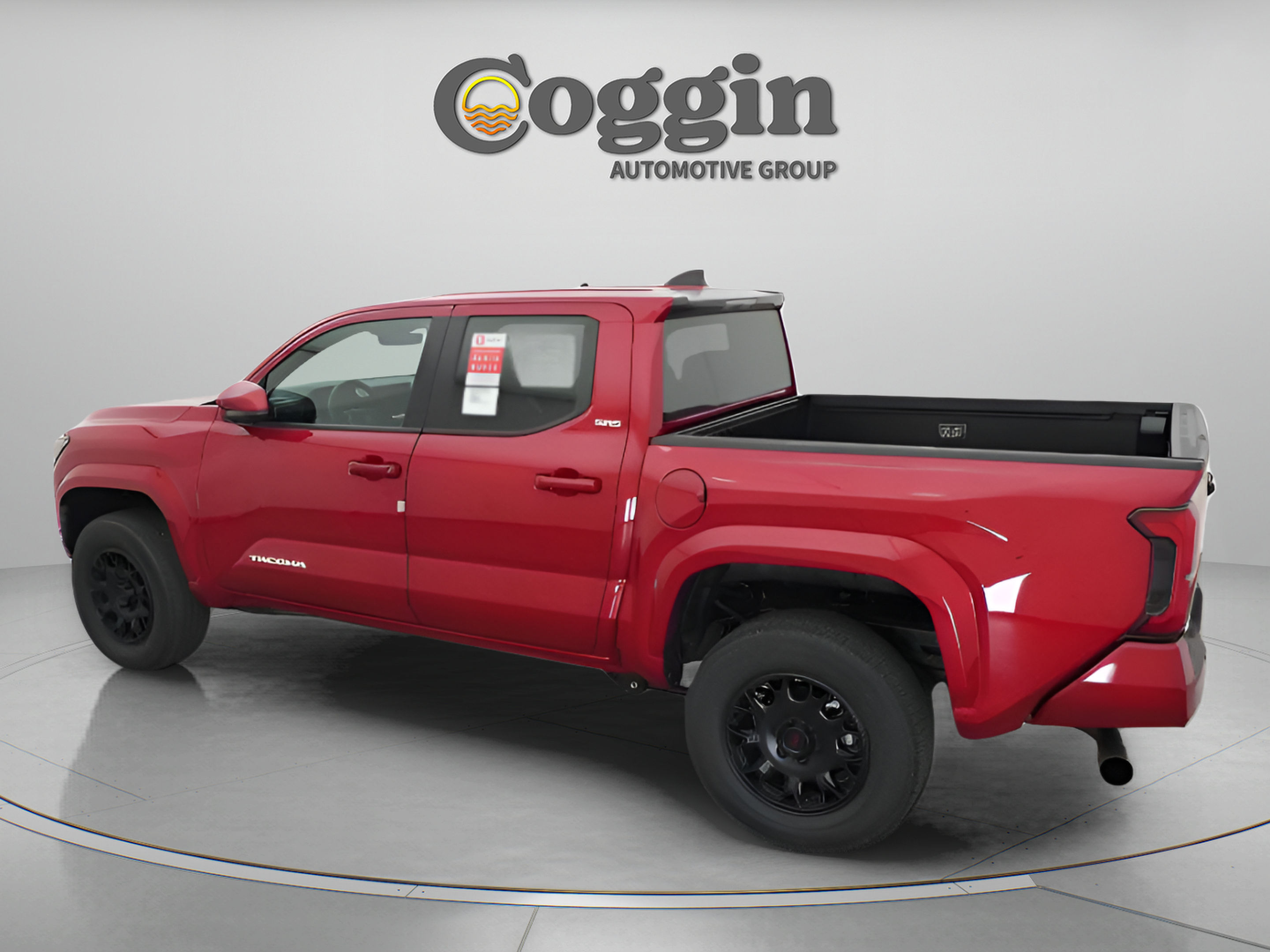 Used 2025 Toyota Tacoma SR5 AWD/4WD image 8