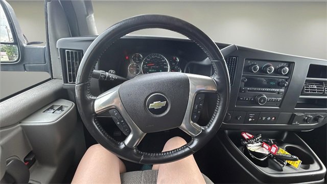 Used 2019 Chevrolet Express 3500 LS image 8