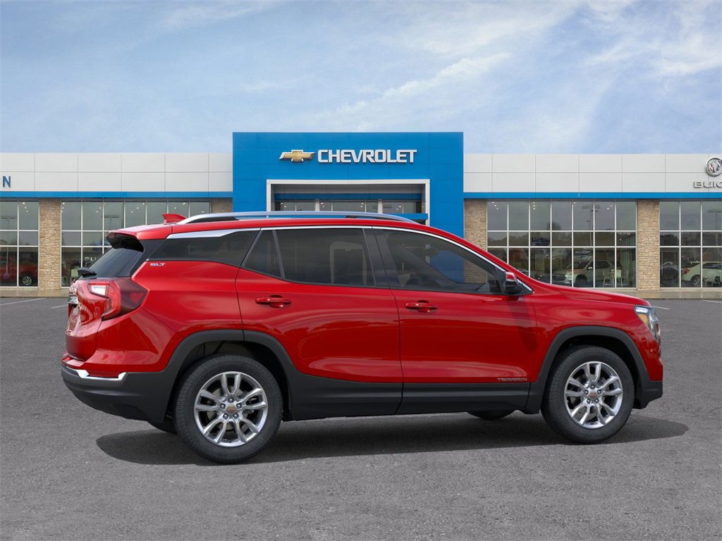 New 2024 GMC Terrain SLT image 5