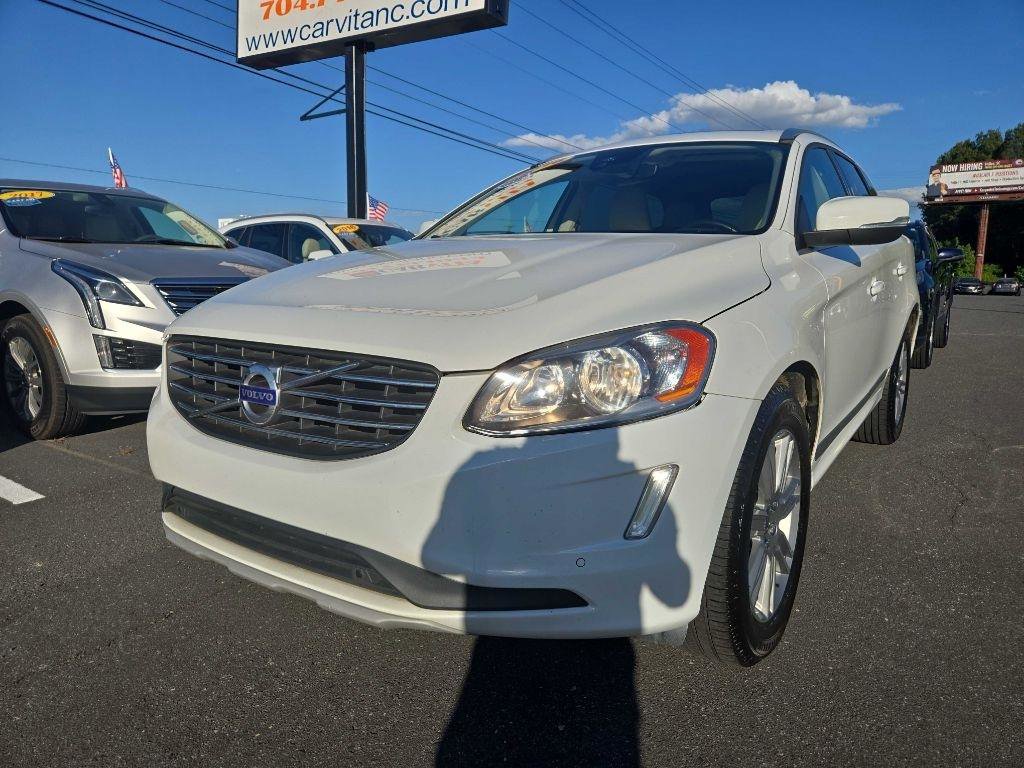 Used 2016 Volvo XC60 T6 w/ Proximity Package FWD image 27