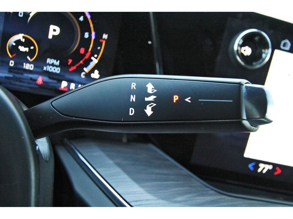 Used 2025 Chevrolet Tahoe LT image 23