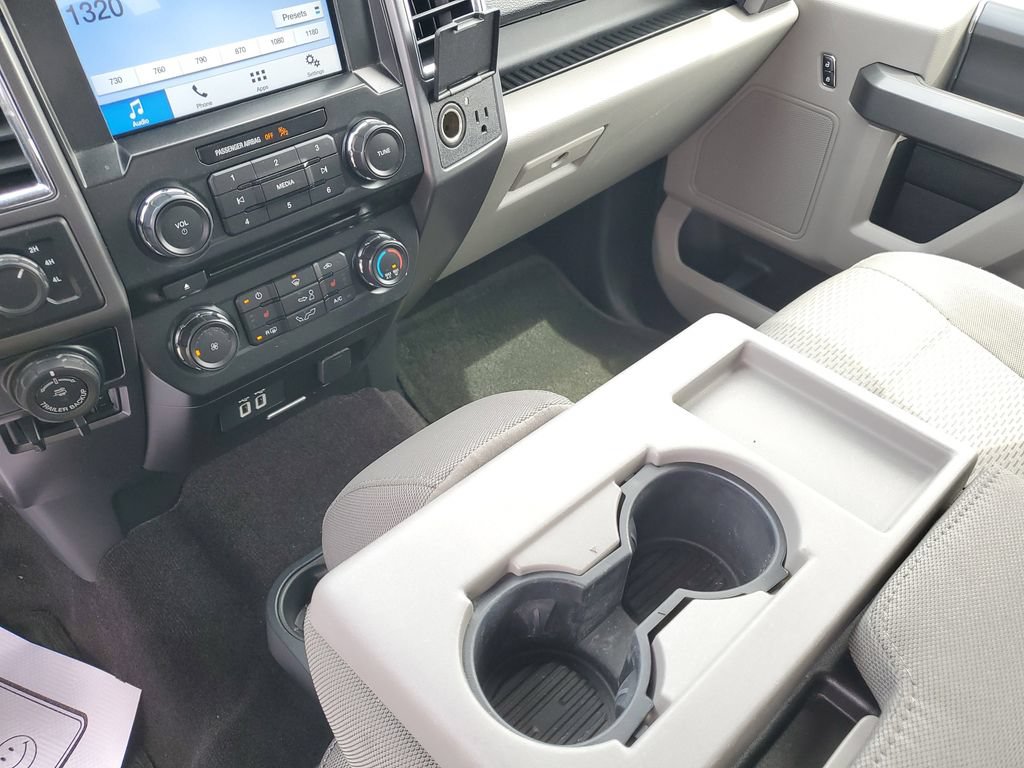 Used 2016 Ford F150 XLT w/ Equipment Group 302A Luxury AWD/4WD image 23