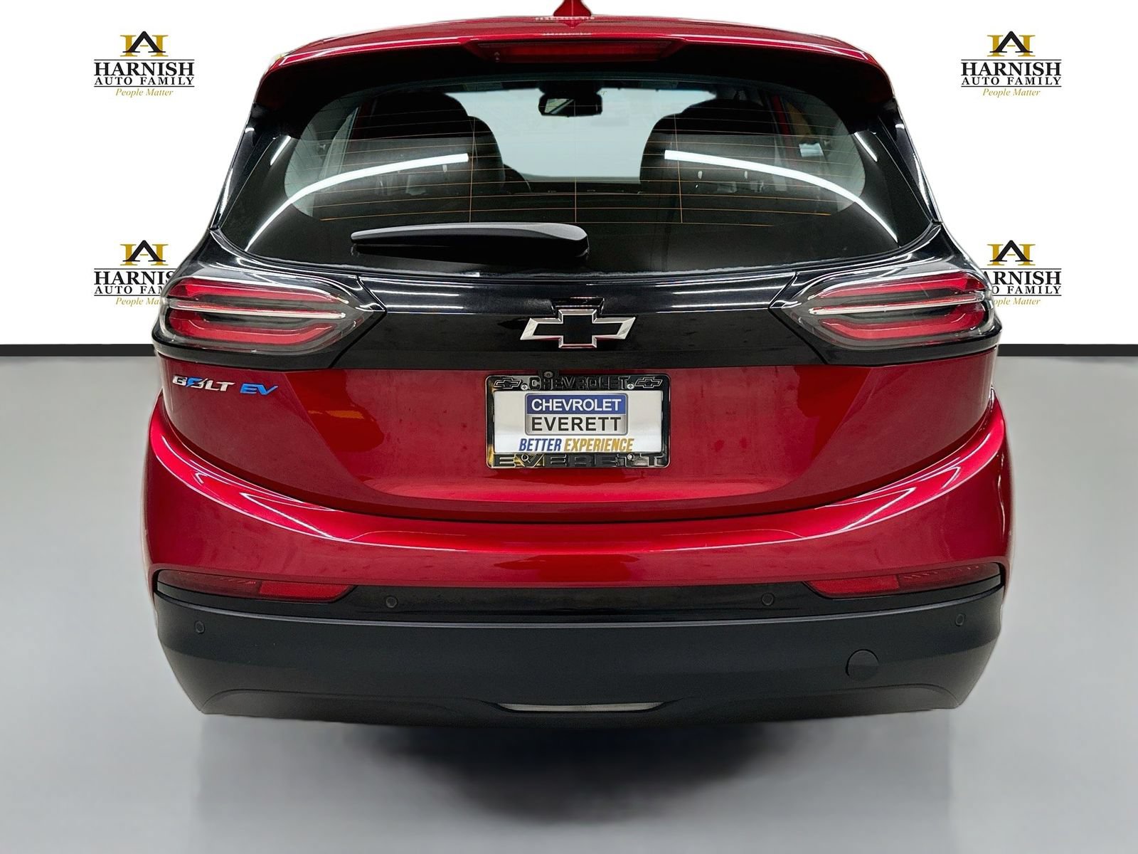 Used 2023 Chevrolet Bolt LT w/ Infotainment Package FWD image 7