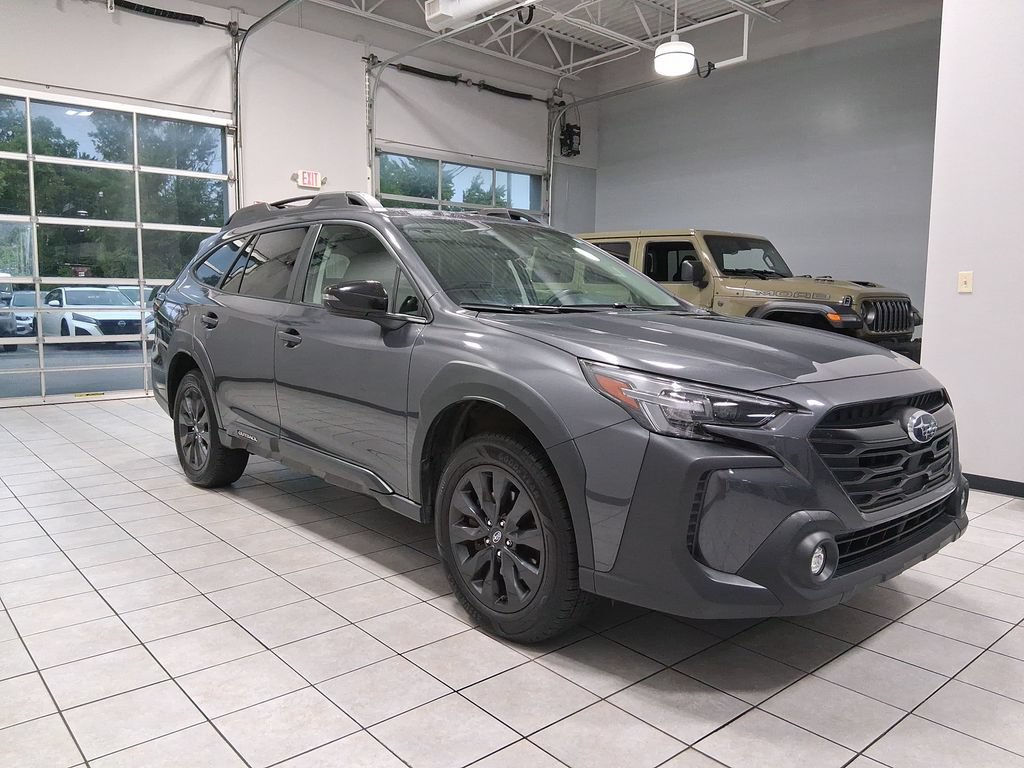 Used 2024 Subaru Outback Onyx Edition AWD/4WD image 2