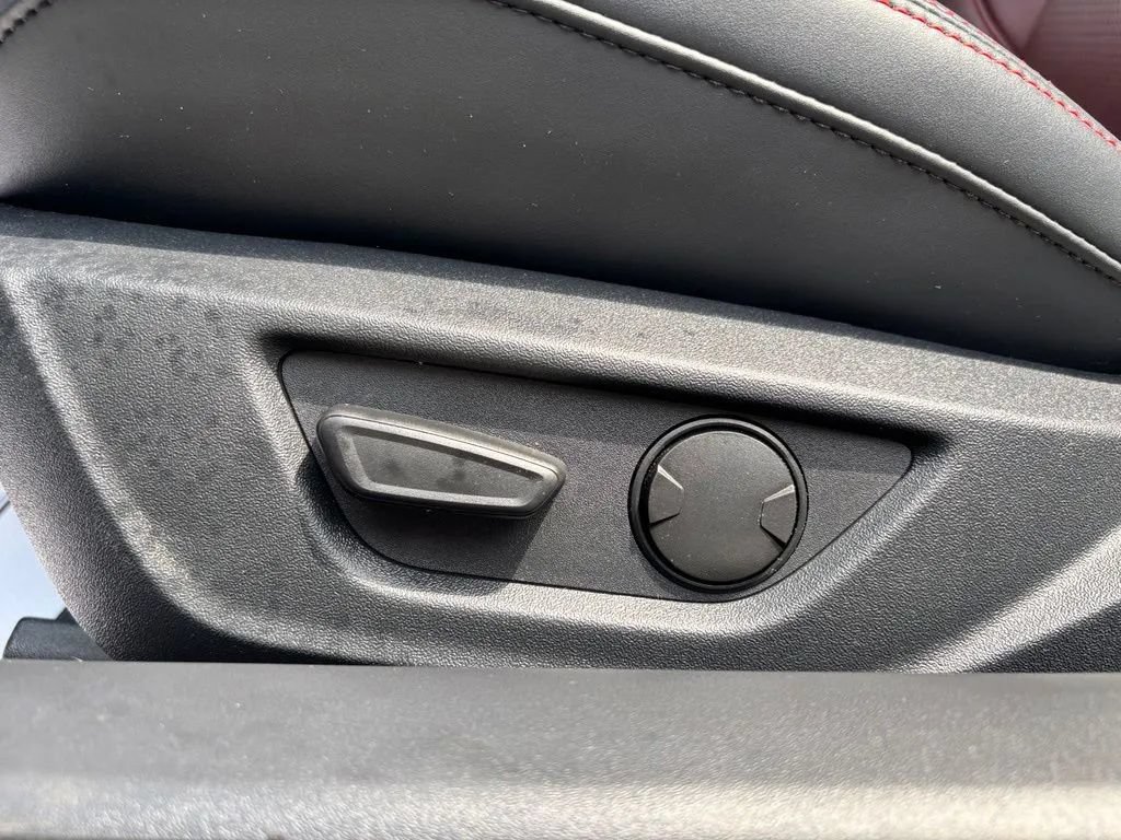 Used 2024 Ford Mustang GT Premium RWD image 25