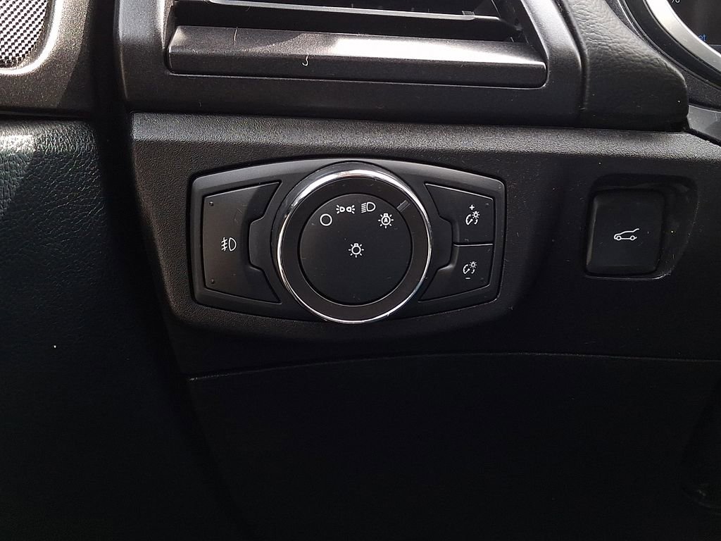 Used 2018 Ford Fusion Titanium image 26