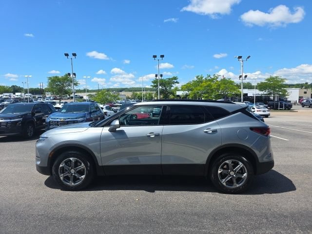 Used 2024 Chevrolet Blazer LT w/ Convenience Package AWD/4WD image 5