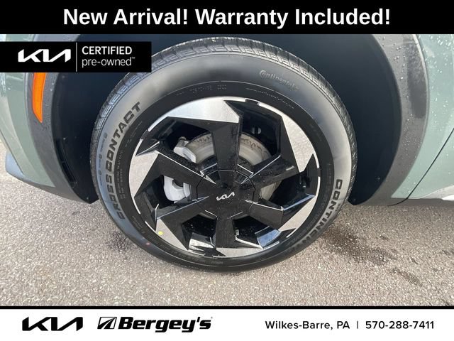 Certified 2025 Kia Sorento EX AWD/4WD image 1