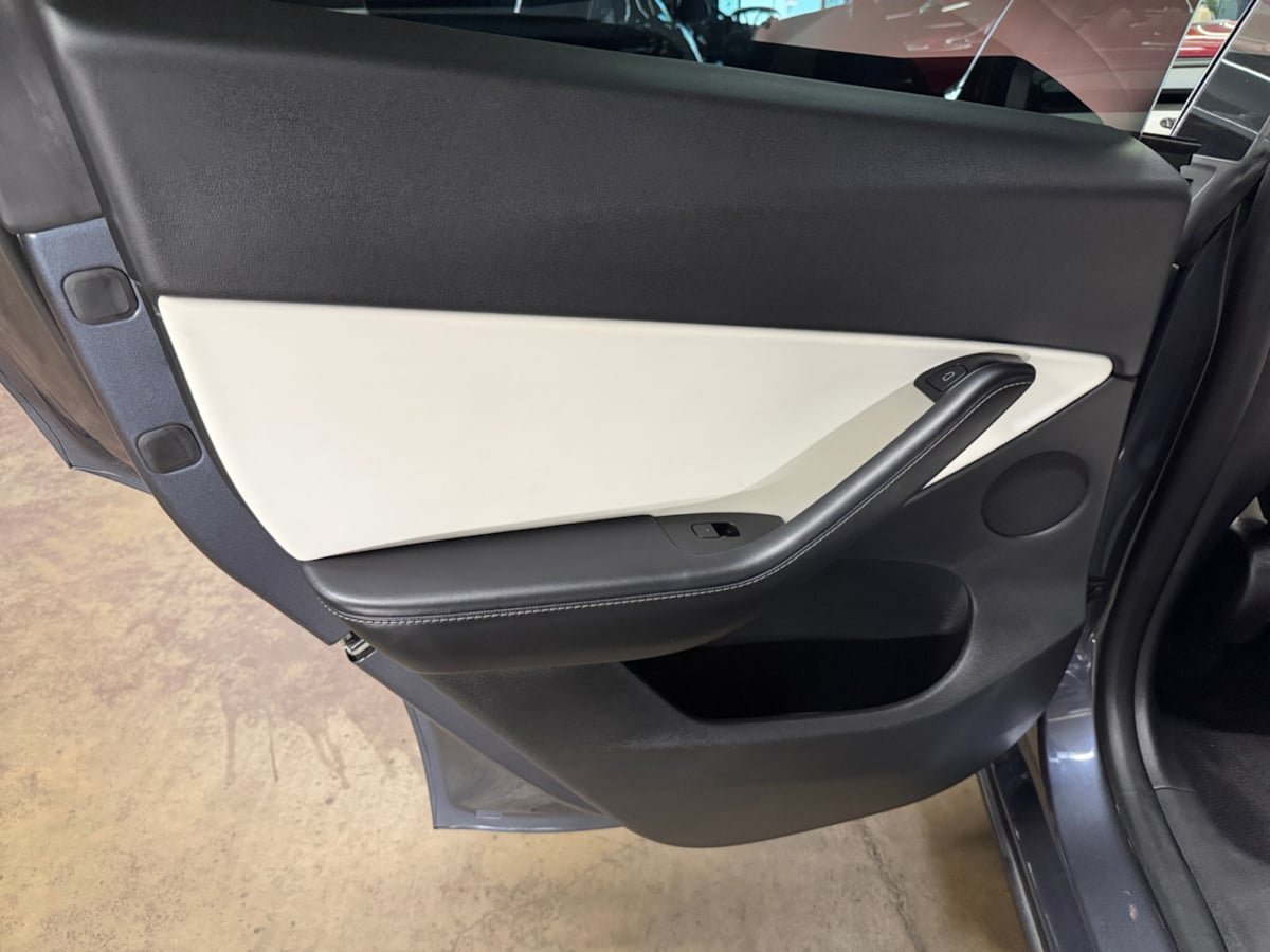 Used 2021 Tesla Model Y Performance AWD/4WD image 14