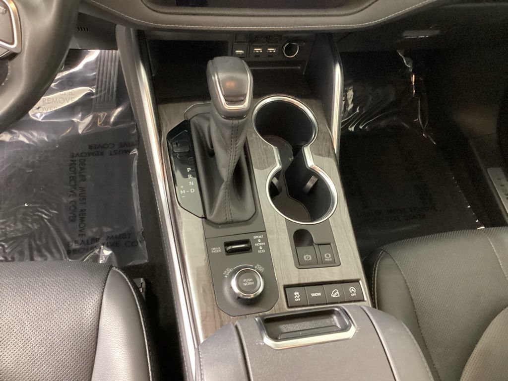 Used 2020 Toyota Highlander Limited AWD/4WD image 16