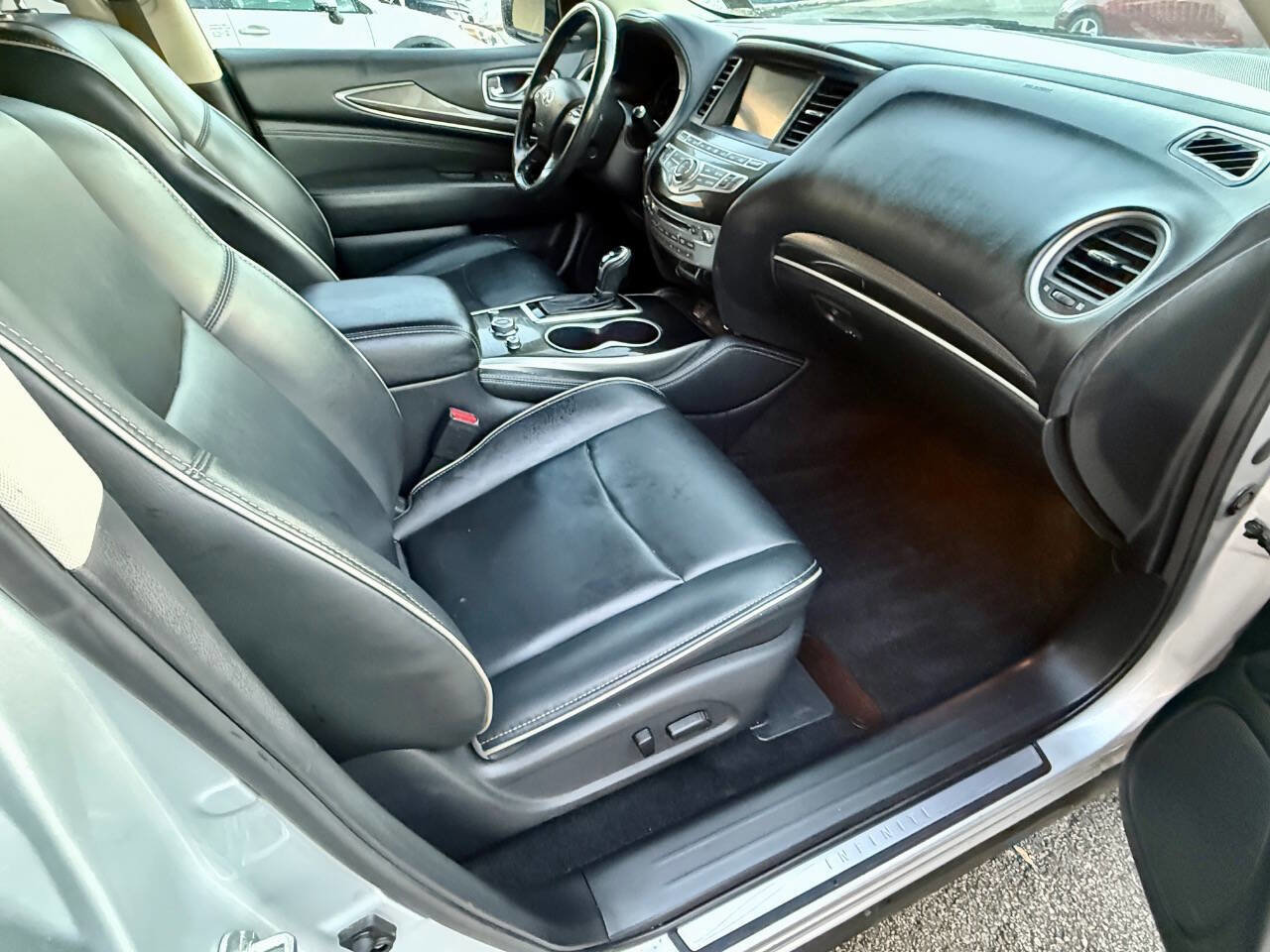 Used 2019 INFINITI QX60 Pure image 37