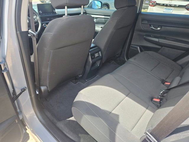 Used 2025 Honda CR-V LX image 9