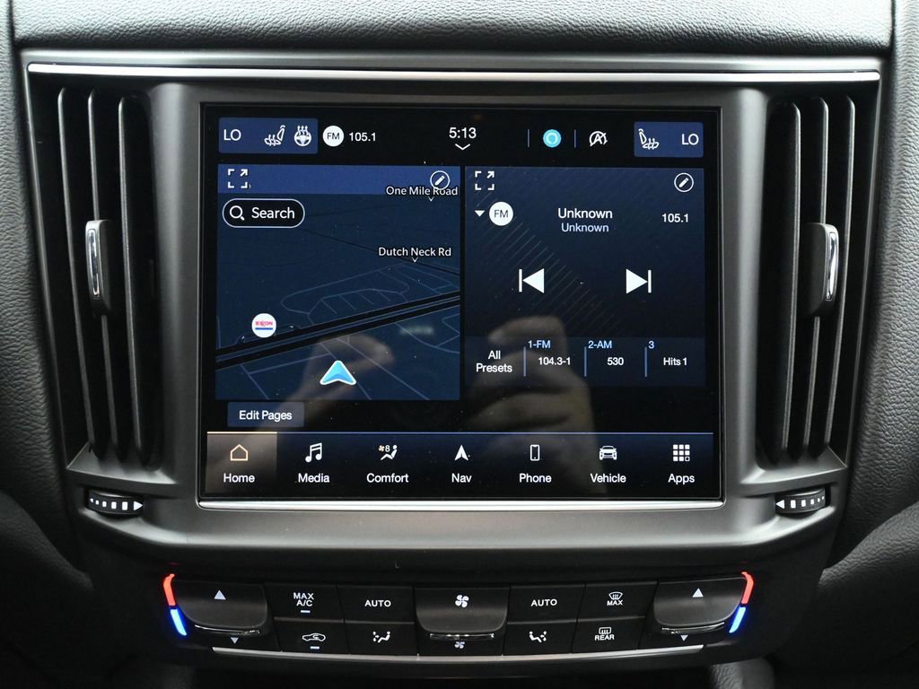 Used 2022 Maserati Levante Modena image 31