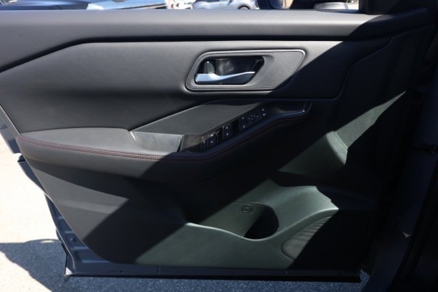 New 2026 Nissan Rogue SV image 23