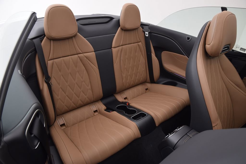 Certified 2026 Mercedes-Benz CLE 450 4MATIC Cabriolet image 37