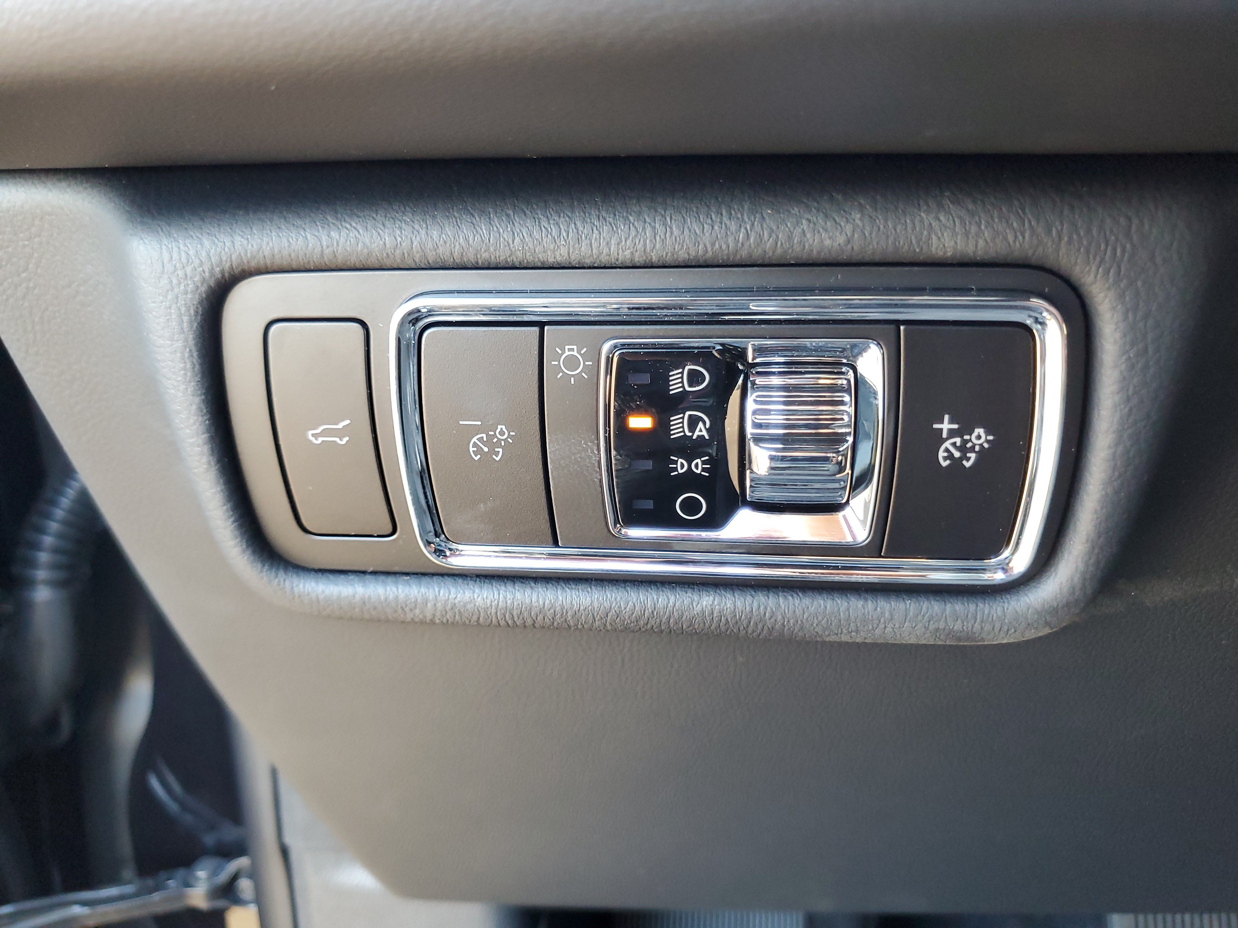 New 2026 Lincoln Aviator Reserve w/ Jet Appearance Package AWD/4WD image 13