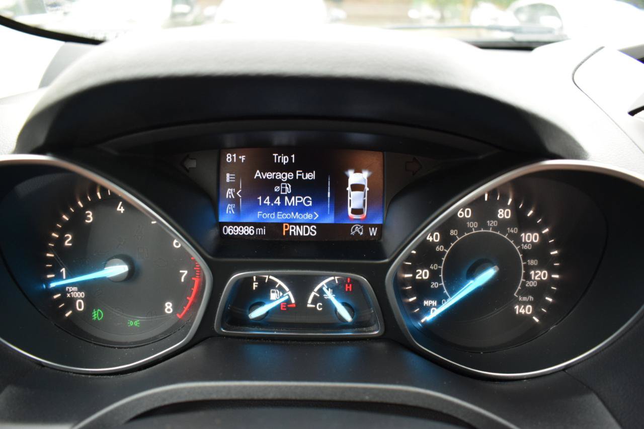Used 2018 Ford Escape SE FWD image 17