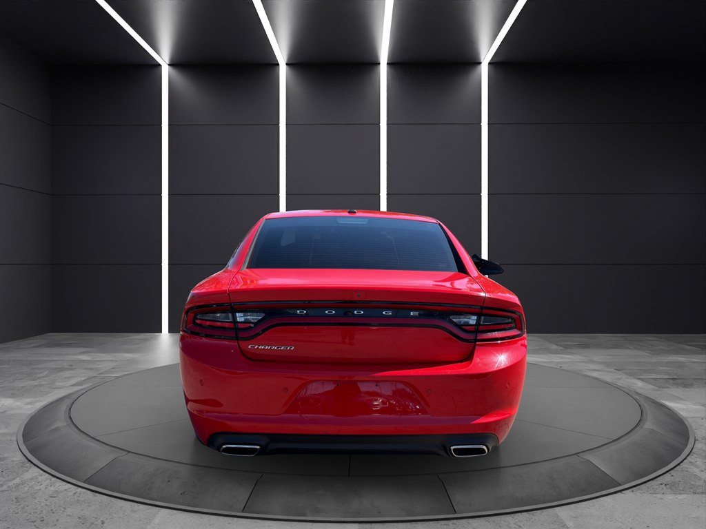 Used 2021 Dodge Charger SXT w/ Leather Interior Group RWD image 5