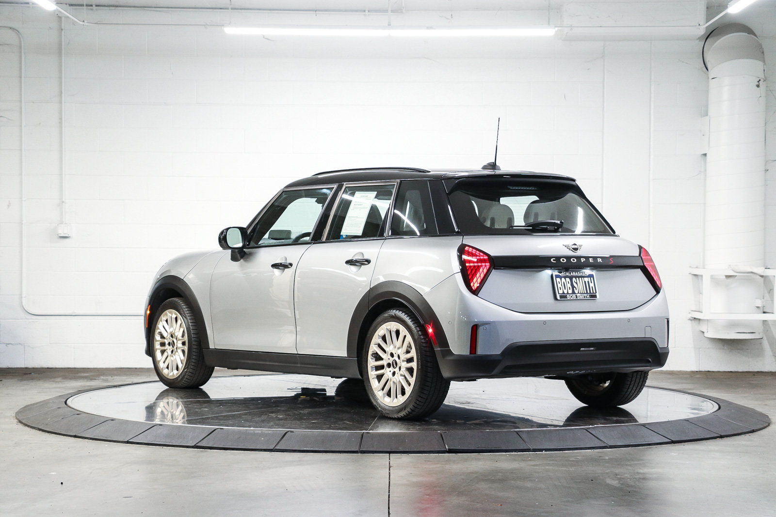 Used 2026 MINI Cooper S FWD image 4