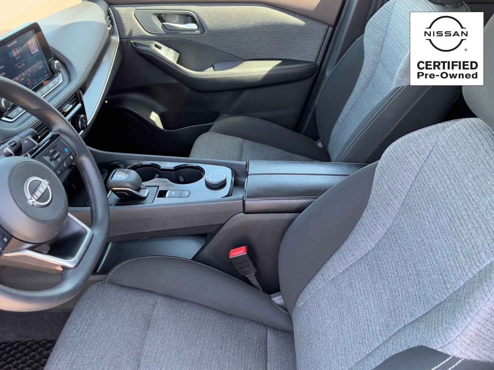 Certified 2022 Nissan Rogue SV AWD/4WD image 17