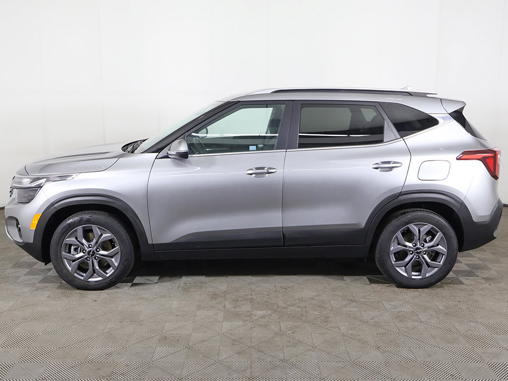 Used 2024 Kia Seltos S AWD/4WD image 17