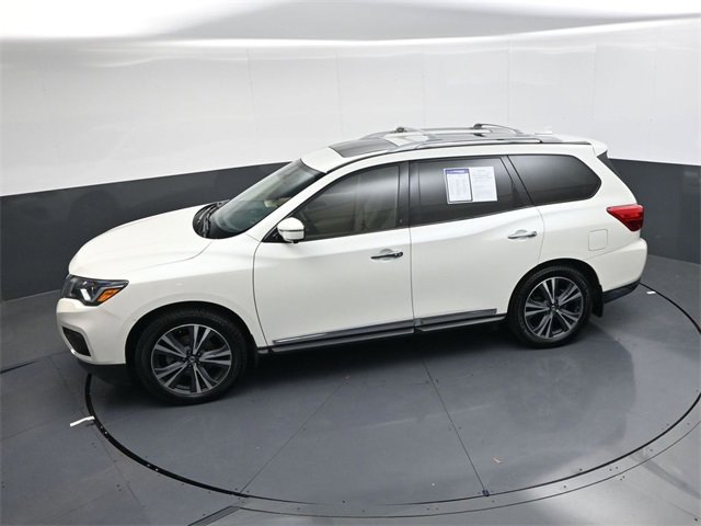 Used 2019 Nissan Pathfinder Platinum image 25