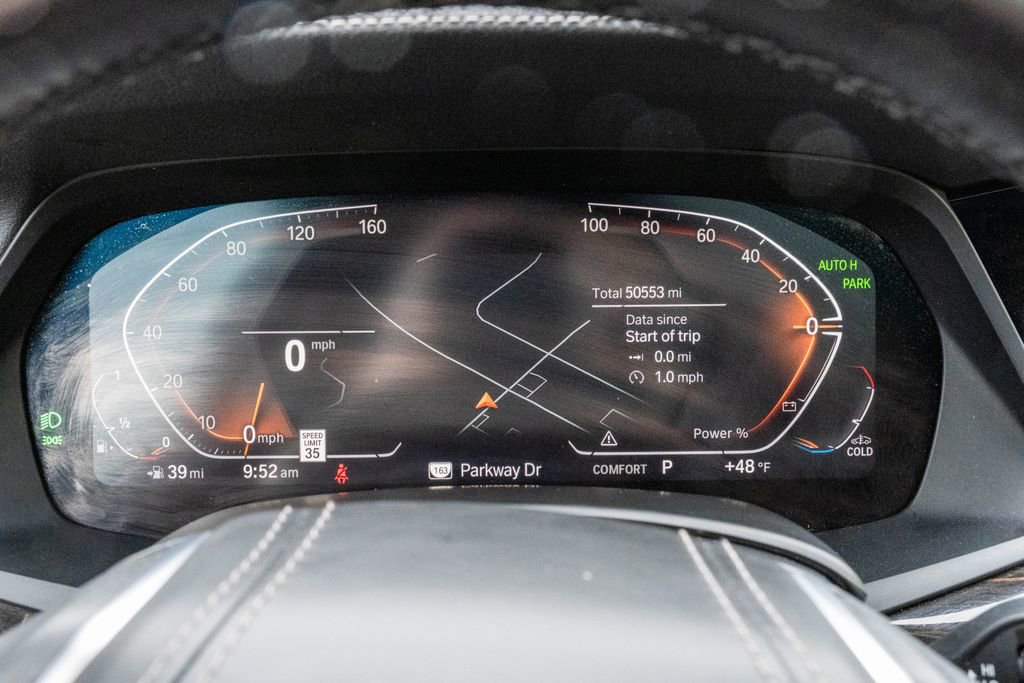 Used 2021 BMW X7 xDrive40i w/ Premium Package 2 image 3