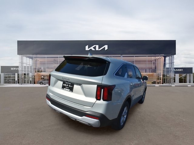 New 2026 Kia Sorento LX FWD image 4