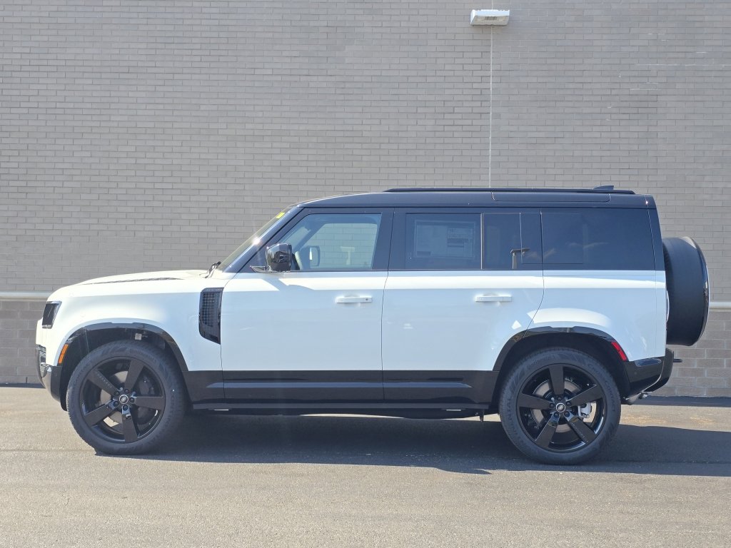New 2025 Land Rover Defender 110 X-Dynamic SE image 37