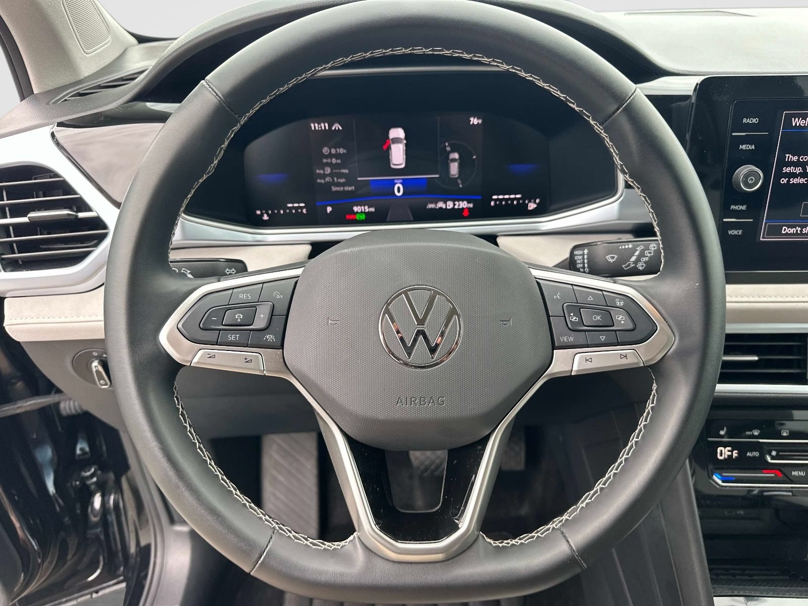 Certified 2025 Volkswagen Taos SE AWD/4WD image 20