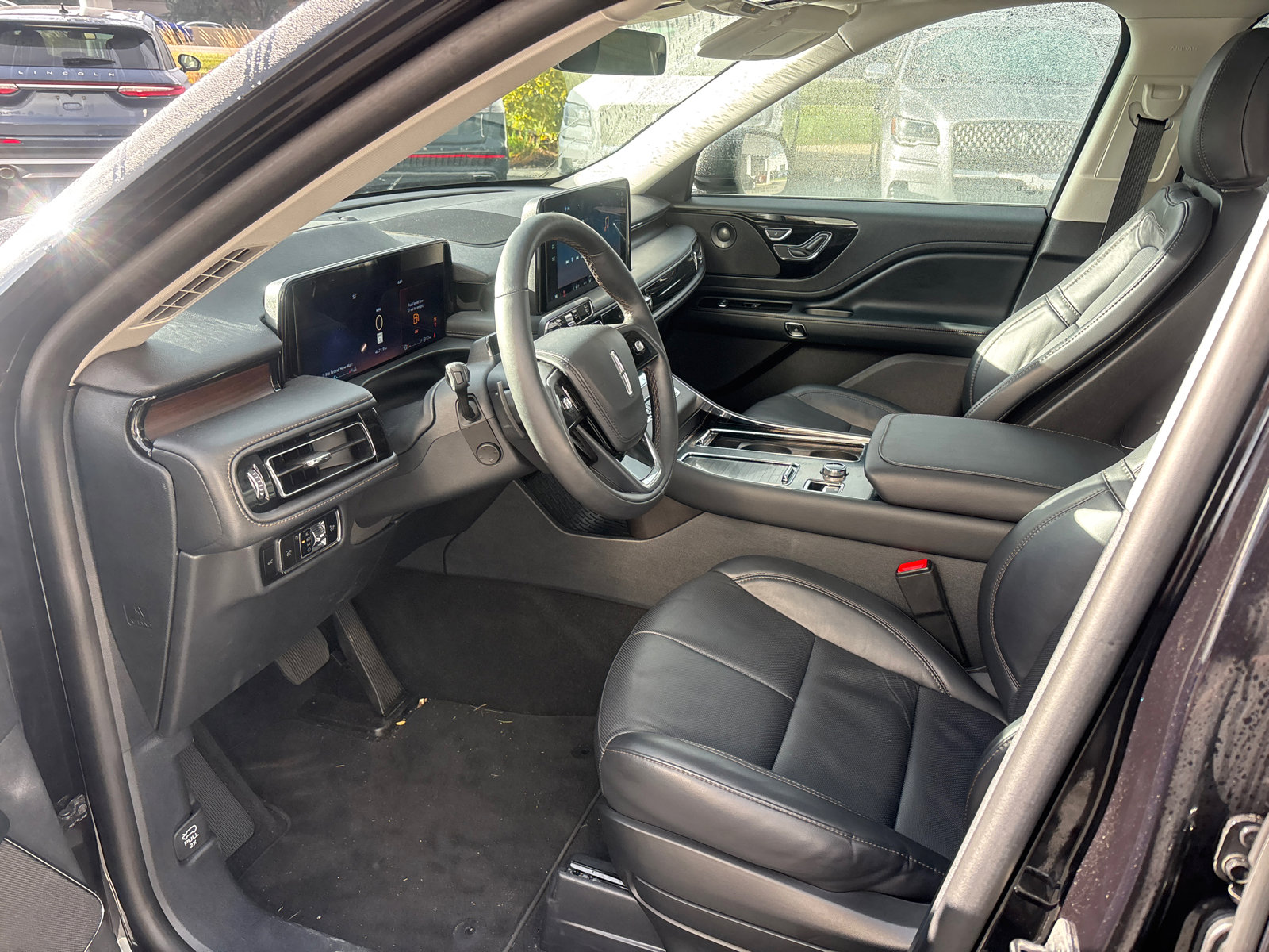 New 2025 Lincoln Aviator Reserve image 25