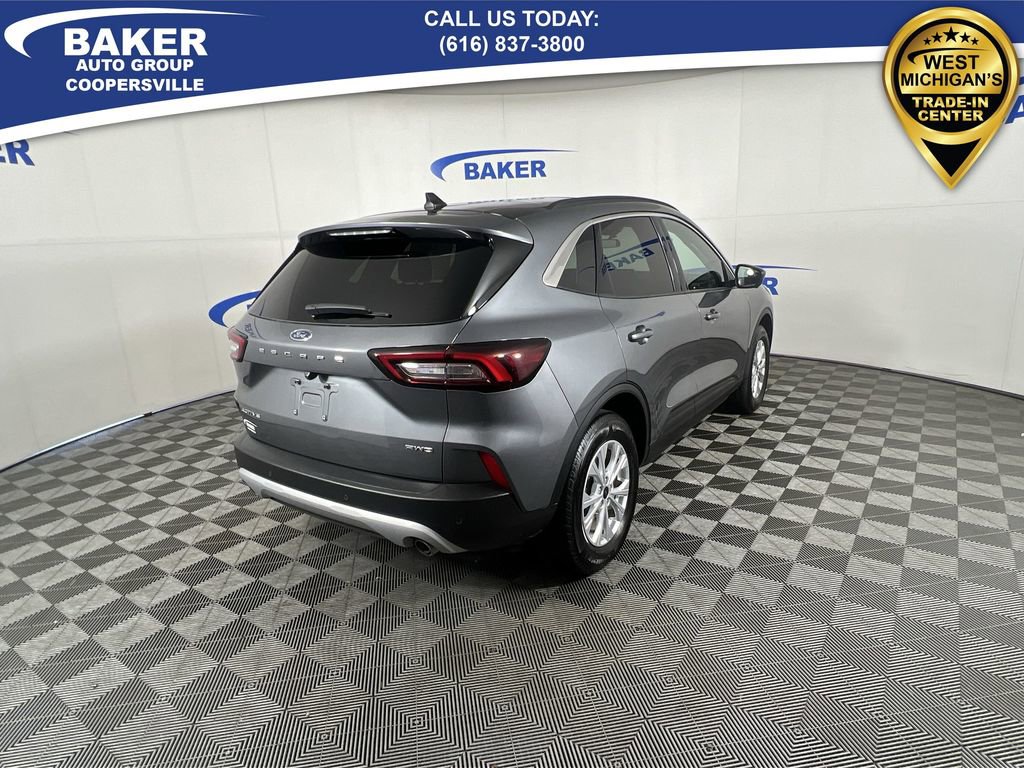 Used 2024 Ford Escape Active w/ Tech Pack #2 image 9