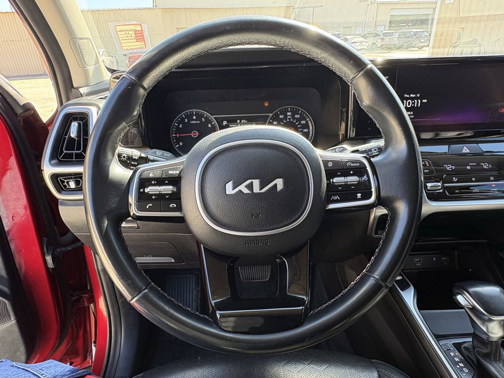 Used 2022 Kia Sorento EX image 15