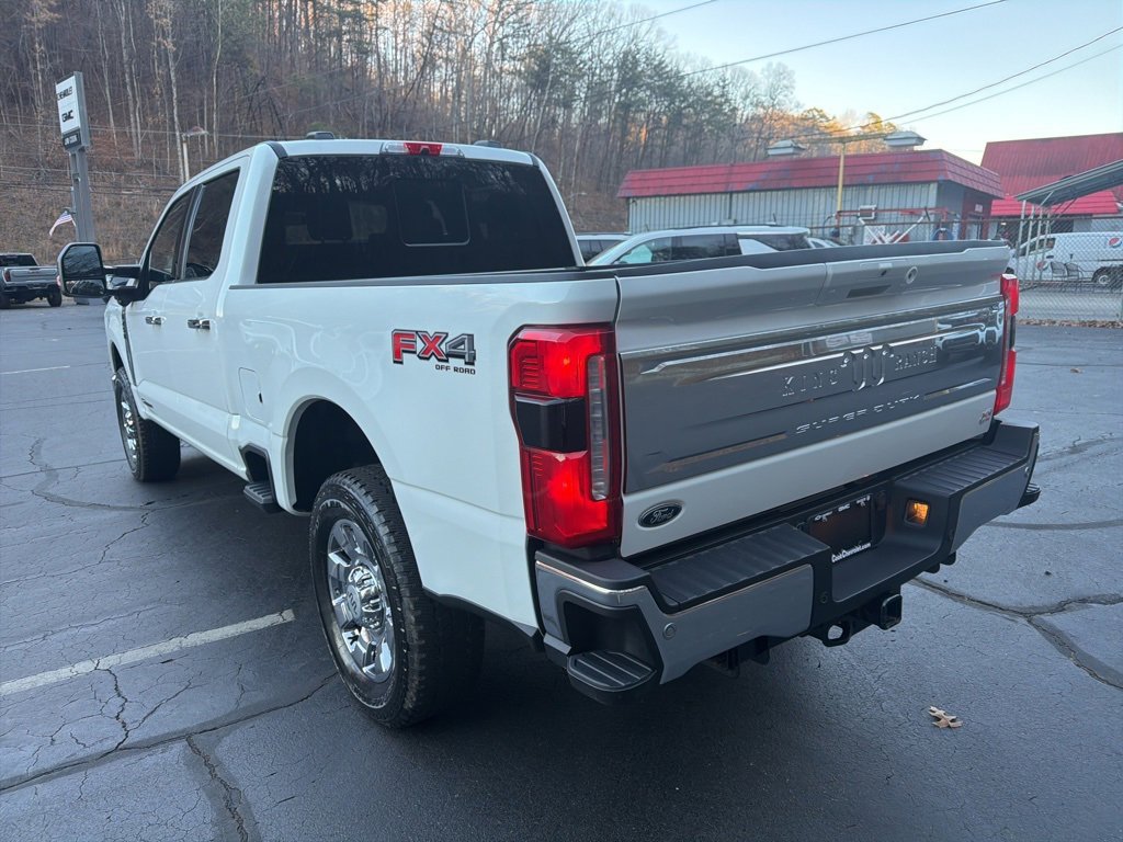 Used 2025 Ford F250 King Ranch w/ Chrome Package image 2